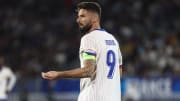 Olivier Giroud, capitaine pour la soirée contre le Canada