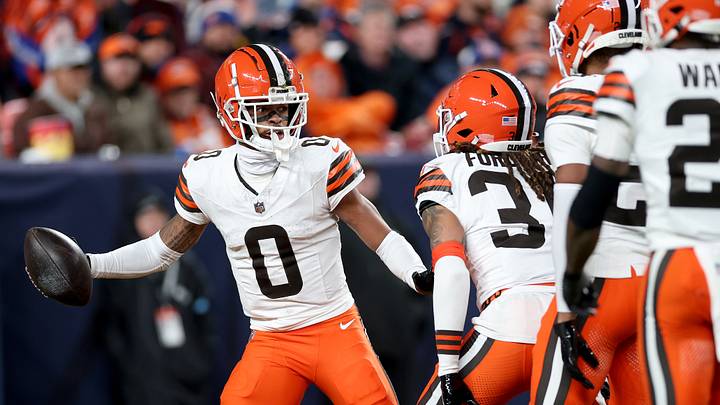 Cleveland Browns v Denver Broncos