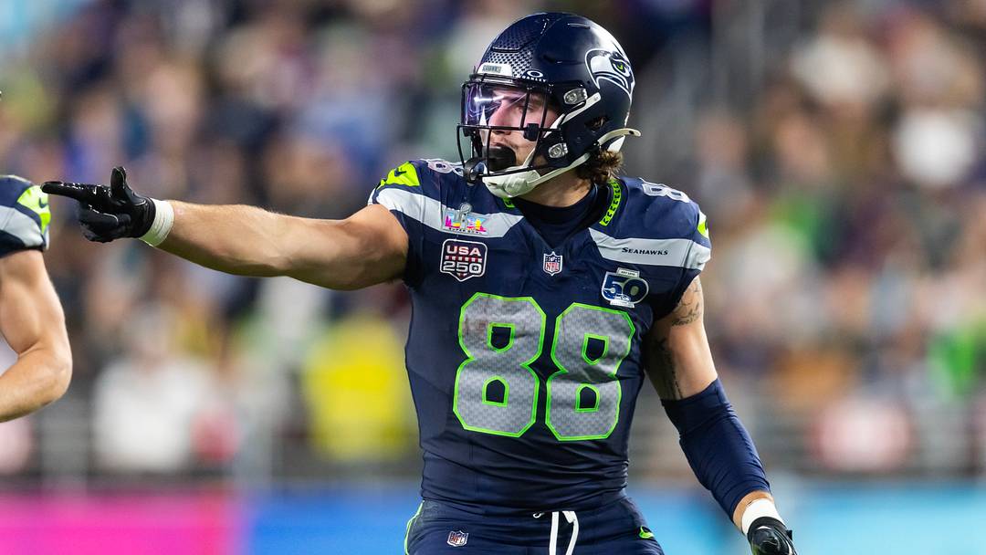 Feb 8, 2026; Santa Clara, CA, USA; Seattle Seahawks tight end AJ Barner (88) against the New England Patriots during Super Bowl LX at Levi's Stadium. Mandatory Credit: Mark J. Rebilas-Imagn Images