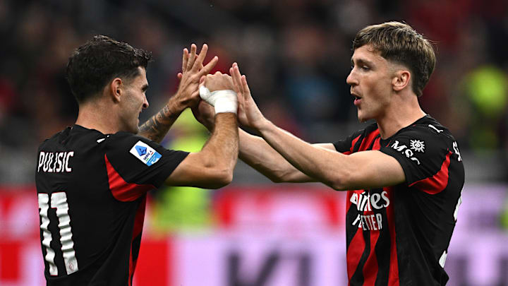 Alexis Saelemaekers e Christian Pulisic