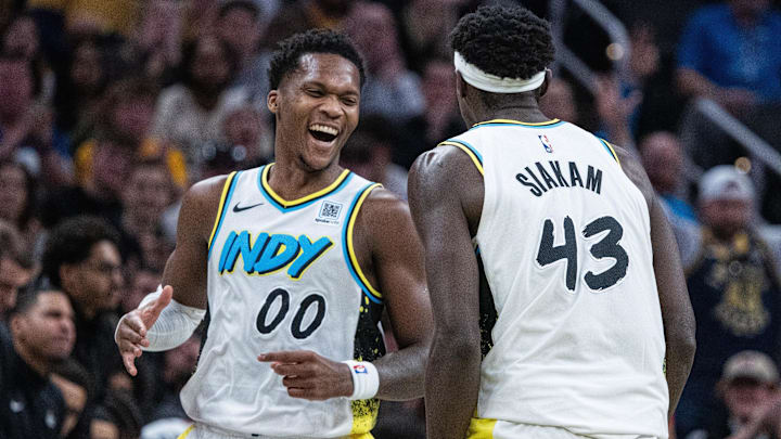 Indiana Pacers forward Pascal Siakam (43) and guard Bennedict Mathurin (00).