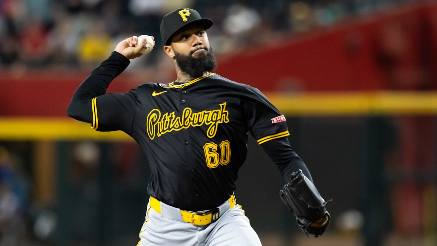 Pirates Reliever Swings at Tigers Fan in MLB Game