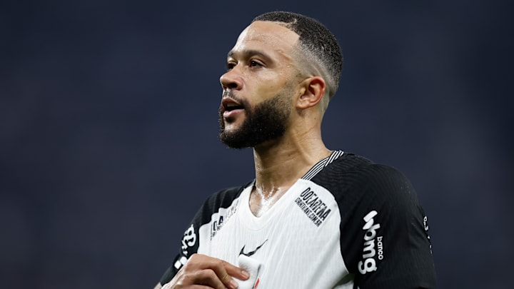 Memphis cobra quantia milionária do Corinthians Memphis cobra quantia milionária do Corinthians