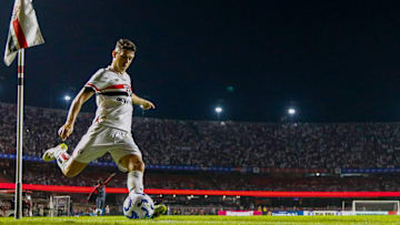 Jogador está em recuperação de lesão na panturrilha