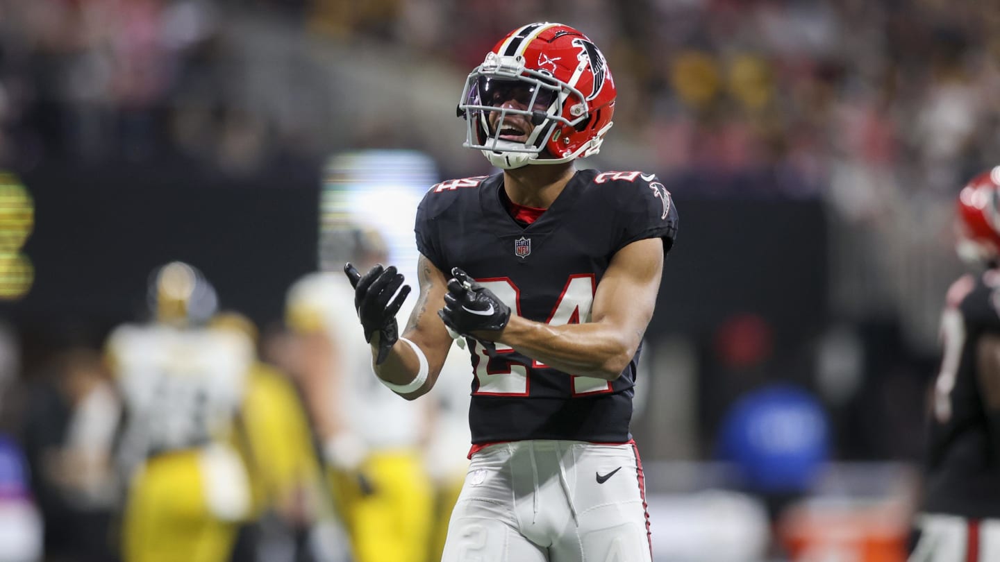 Falcons GM Fontenot on Terrell Contract Extension - Sports Illustrated
