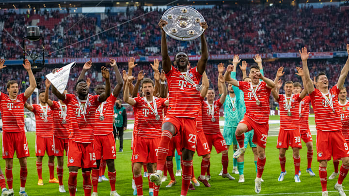 FC Bayern München v VfB Stuttgart - Bundesliga FC Bayern München v VfB Stuttgart - Bundesliga