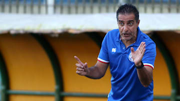 O Bahia de Renato Paiva está tentando se recuperar no Brasileirão.