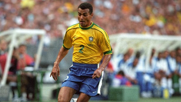 Cafu.