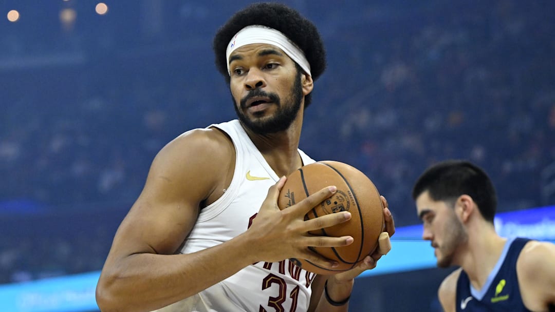 Nov 15, 2025; Cleveland, Ohio, USA; Cleveland Cavaliers center Jarrett Allen (31) rebounds in the first quarter against the Memphis Grizzlies at Rocket Arena. Mandatory Credit: David Richard-Imagn Images