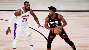 Jimmy Butler podría sustituir a LeBron James en Lakers durante la venidera campaña