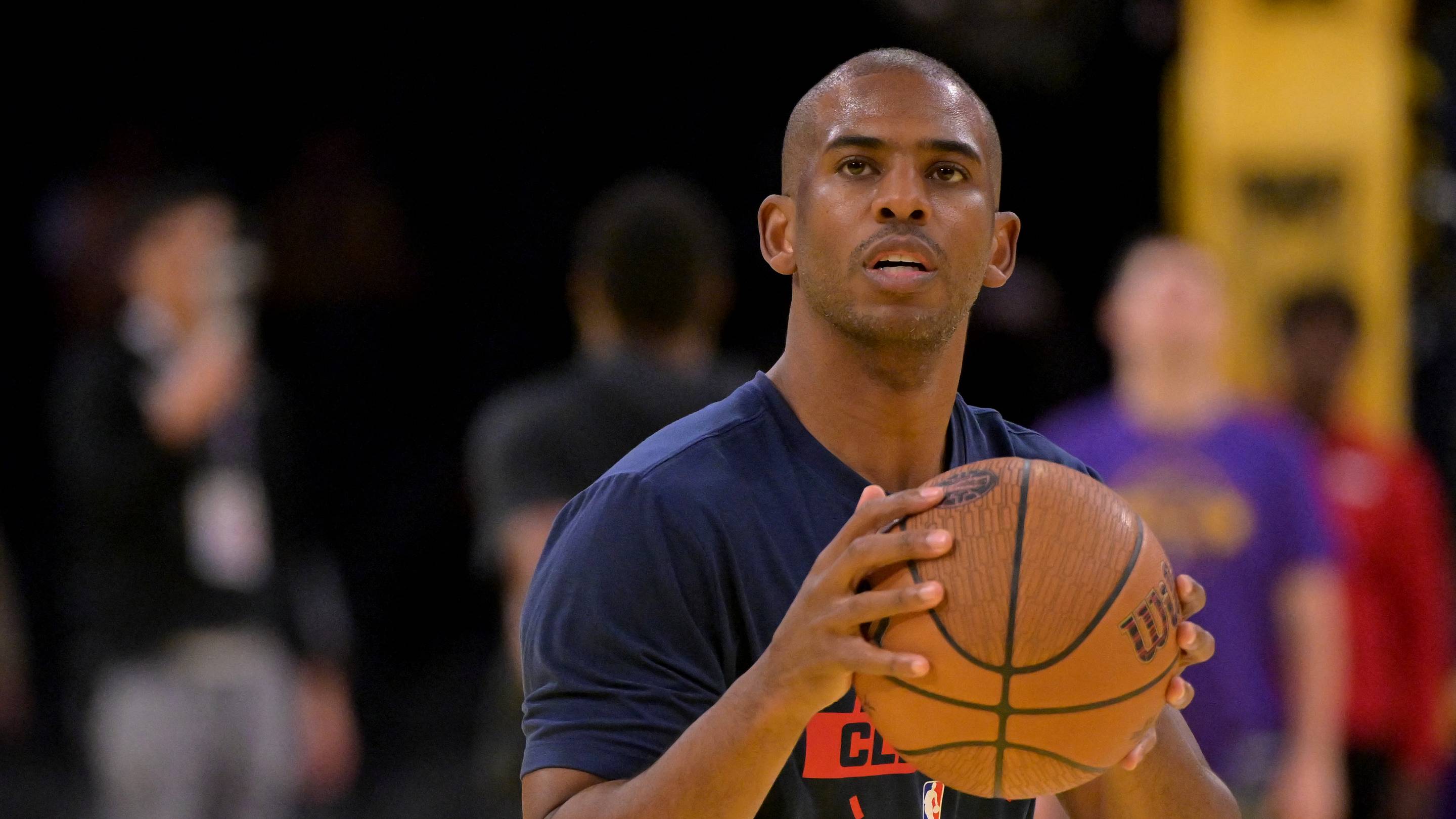 Clippers Follow Kawhi Leonard Saga With a Disrespectful Chris Paul Blunder