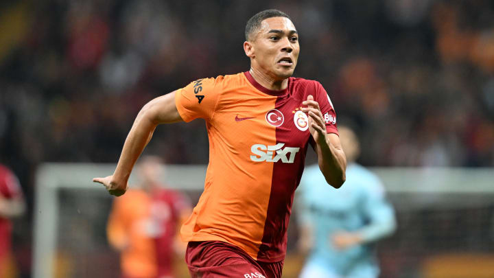 Especulado no Palmeiras anteriormente, Carlos Vinícius pode parar em outro rival paulista Especulado no Palmeiras anteriormente, Carlos Vinícius pode parar em outro rival paulista