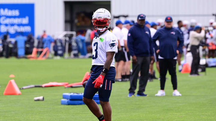 Jun 12, 2024; Foxborough, MA, USA;  New England Patriots wide receiver DeMario Douglas (3) works out at minicamp at Gillette Stadium.  Mandatory Credit: Eric Canha-USA TODAY Sports