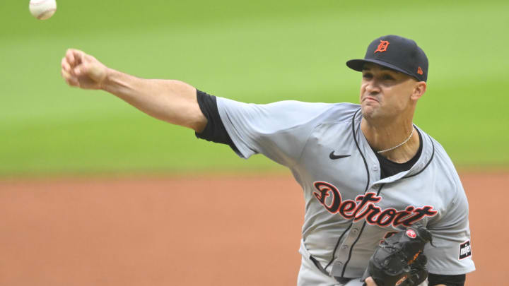 Jack Flaherty pitches for the Tigers