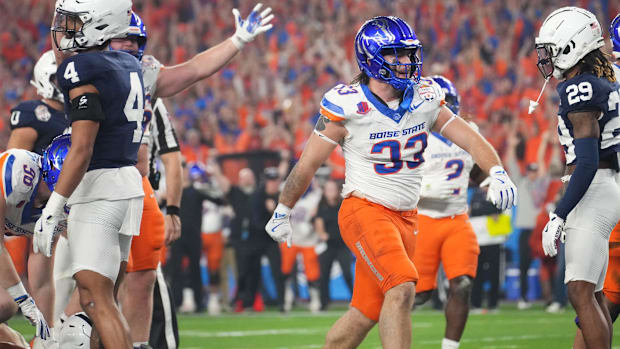 Boise State celebrates a touchdown against Penn State in the Fiesta Bow