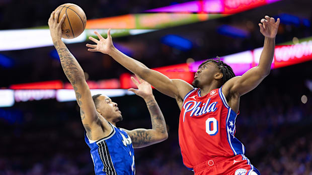 Tyrese Maxey facing the Magic. 