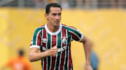 Ganso se lesionou na partida contra o Corinthians