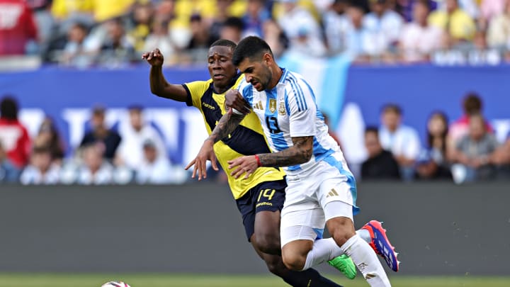 Ecuador v Argentina - International Friendly