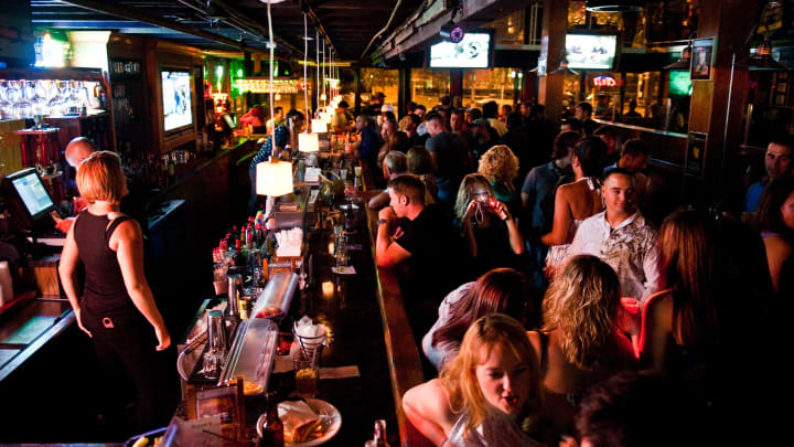 People crowd into Huske Hardware bar and restaurant Saturday night, August. 21, 2010.