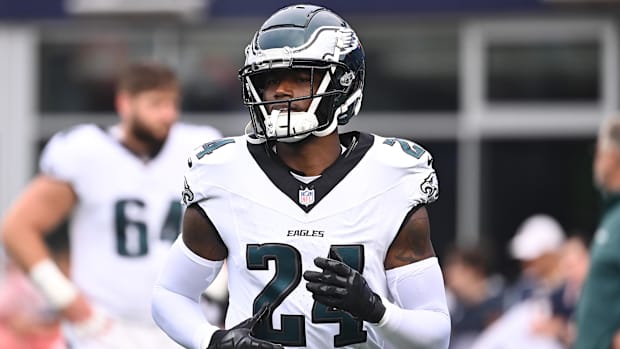 Philadelphia Eagles cornerback James Bradberry IV (24) warms up before a game against the New England Patriots.