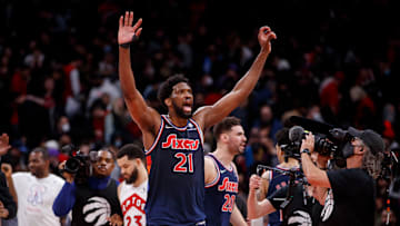Joel Embiid quiere barrer la serie ante los Toronto Raptors 