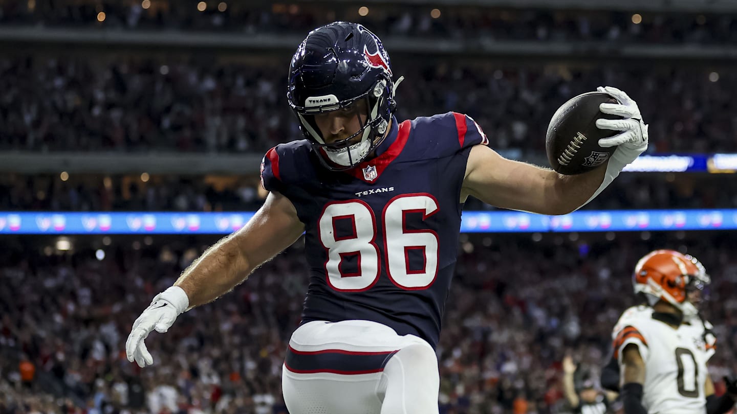 Fab's Five Fantasy Football Tight End Streamers For Week 8: Start Dalton Schultz