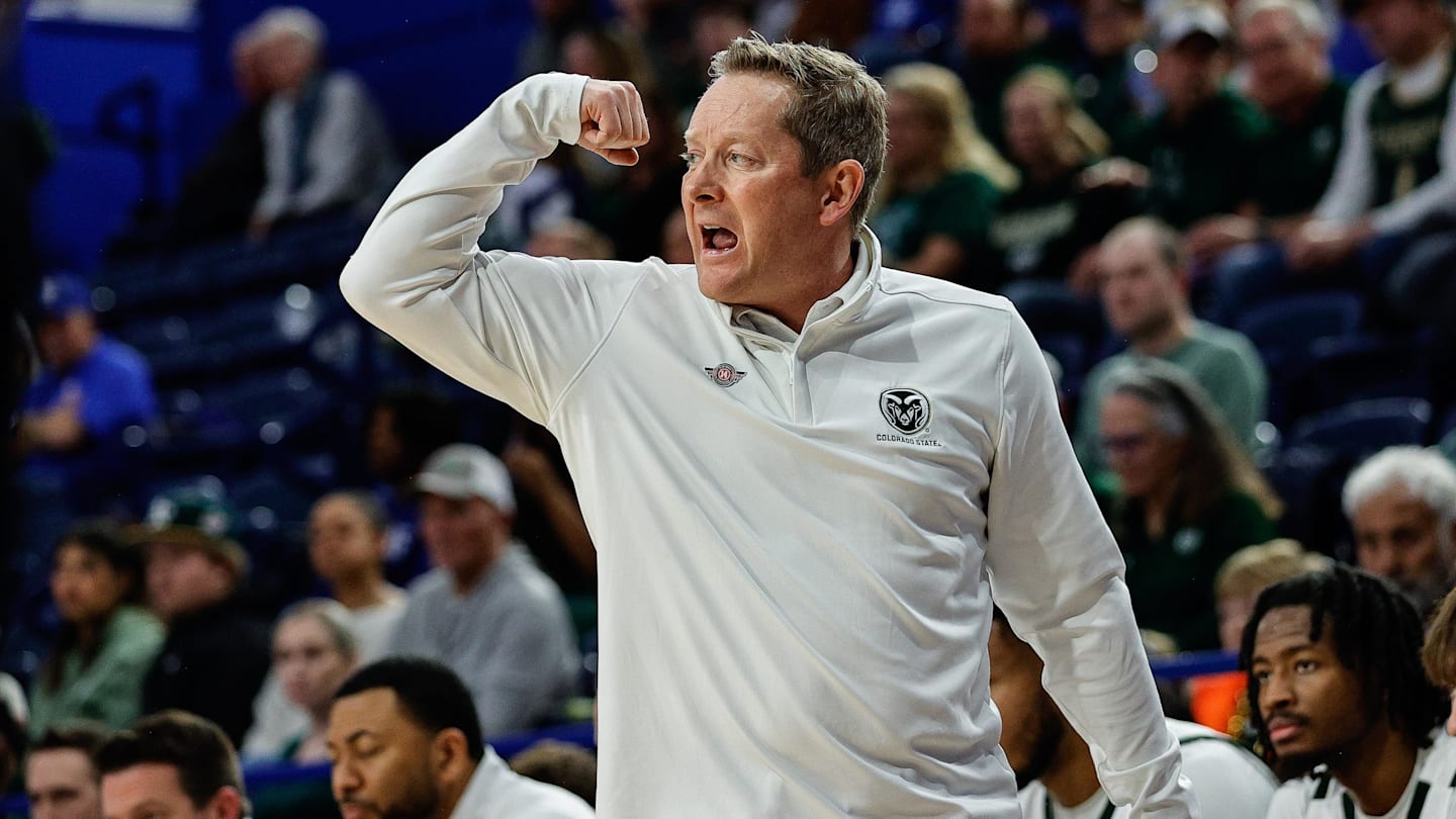 Report: Niko Medved has emerged as 'frontrunner' to be Gophers' next coach