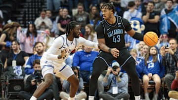 Villanova Wildcats forward Eric Dixon (43)
