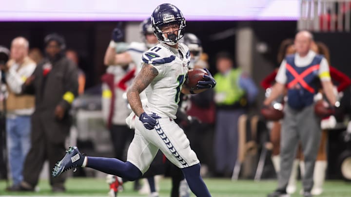 Seattle Seahawks wide receiver Jaxon Smith-Njigba is a great prop target on Sunday.