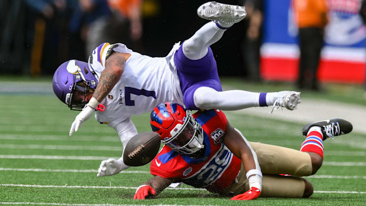 Murphy had a career-high six interceptions last season, along with 81 tackles, including six for losses. Murphy had a career-high six interceptions last season, along with 81 tackles, including six for losses.