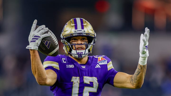 Washington Huskies WR Denzel Boston