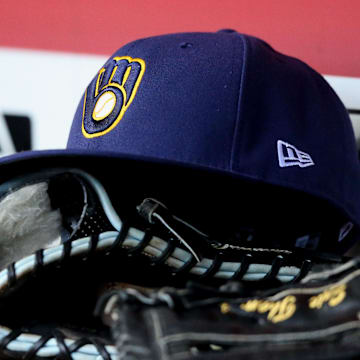 Jul 1, 2018; Cincinnati, OH, USA; A view of the on-field authentic Brewers hat in the dugout during the game of the Milwaukee Brewers against the Cincinnati Reds at Great American Ball Park. Mandatory Credit: Aaron Doster-Imagn Images