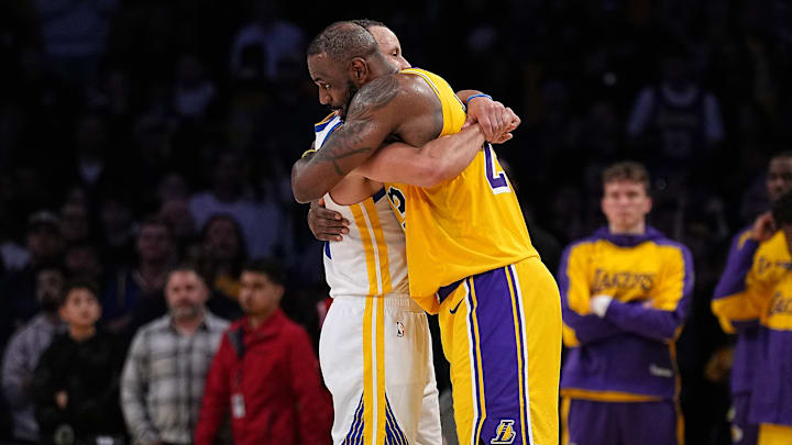 Golden State Warriors v Los Angeles Lakers