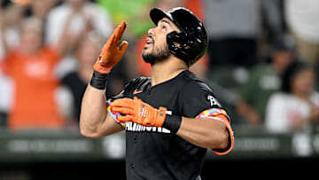 Anthony Santander está cerca de firmar con Toronto 