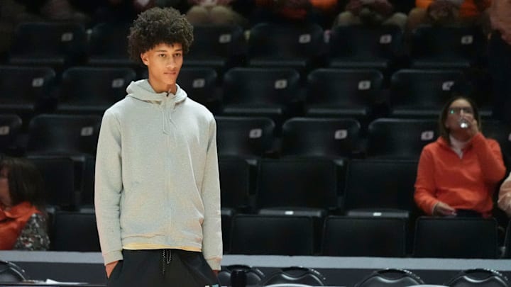 What do Arkansas Razorbacks get if they win Nate Ament sweepstakes?