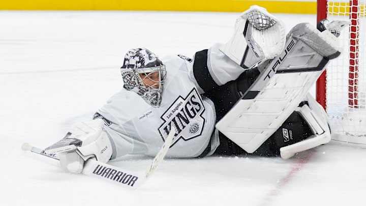 Los Angeles Kings v Ottawa Senators