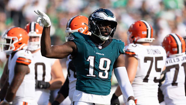 Eagles defensive end Josh Sweat.