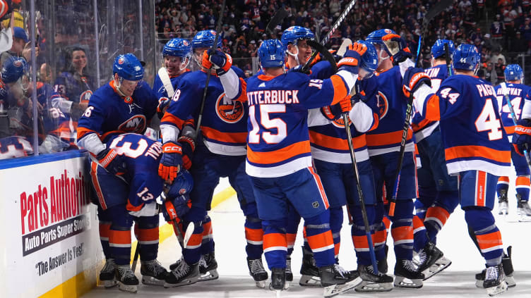 Toronto Maple Leafs v New York Islanders