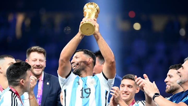 Absent en 2022, Sergio Aguero fait partie des 10 joueurs les plus capés avec l'Argentine (101 apparitions) Absent en 2022, Sergio Aguero fait partie des 10 joueurs les plus capés avec l'Argentine (101 apparitions)