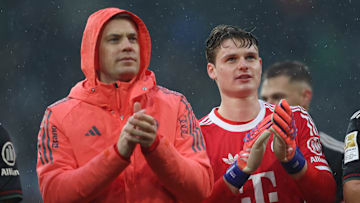 Manuel Neuer und Jonas Urbig teilen sich die Einsatzzeiten im Bayern-Tor