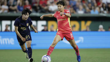 Seattle Reign FC v Portland Thorns FC