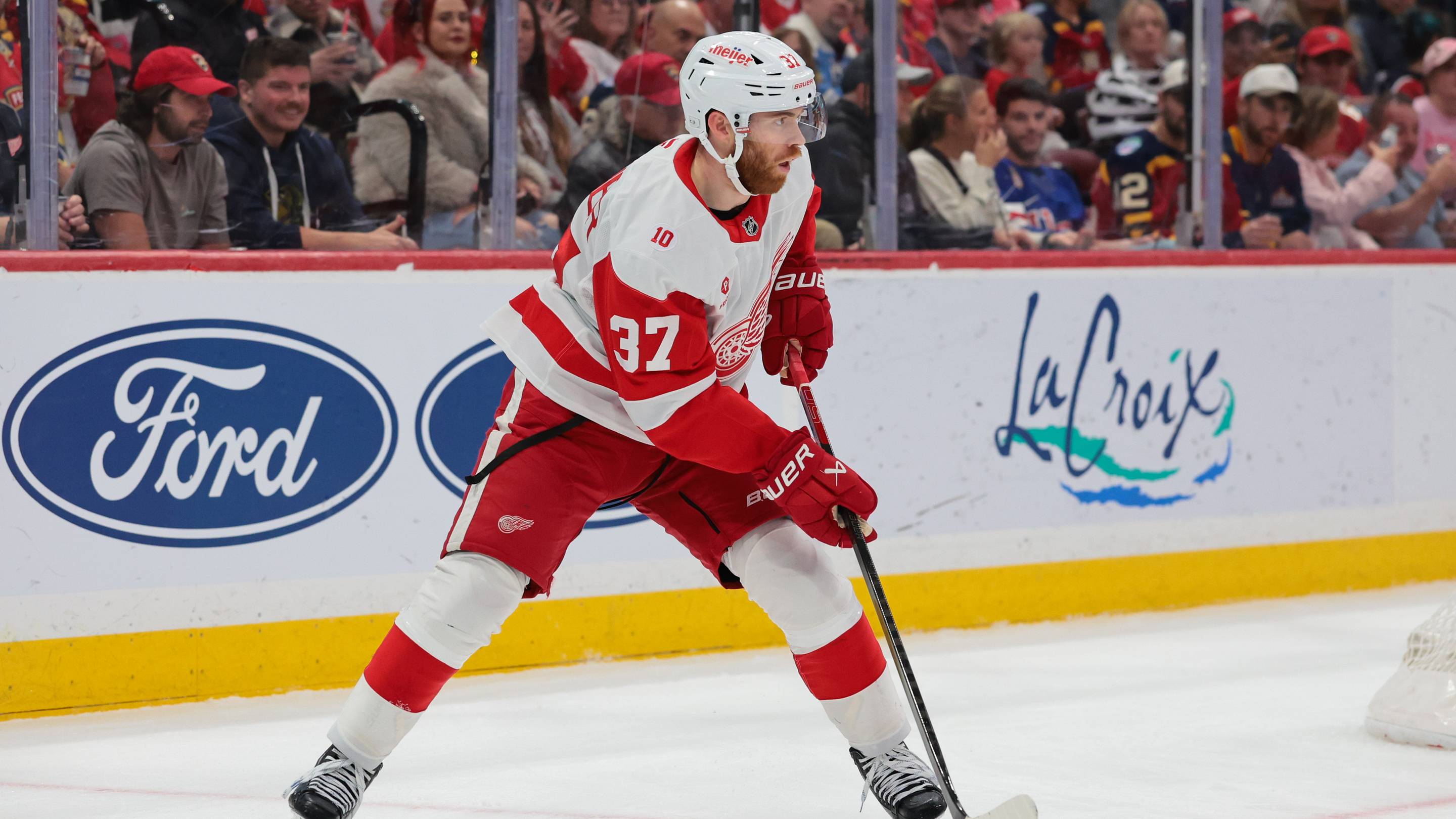 Red Wings Get Much-Needed Boost as J.T. Compher Returns From Injured Reserve