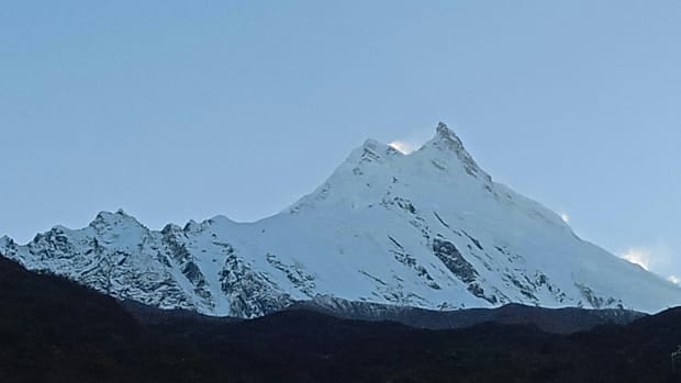 A view of Manaslu in the Himalayas