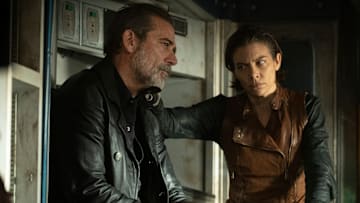 Lauren Cohan as Maggie Rhee, Jeffrey Dean Morgan as Negan - The Walking Dead: Dead City _ Season 1, Episode 6 - Photo Credit: Peter Kramer/AMC