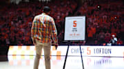 Chris Lofton greets fans during a game between the Tennessee Vols and the Kentucky Wildcats, in Thompson-Boling Arena, in Knoxville, Tenn., Saturday, Jan. 14, 2023.

Volskentucky0114 1351