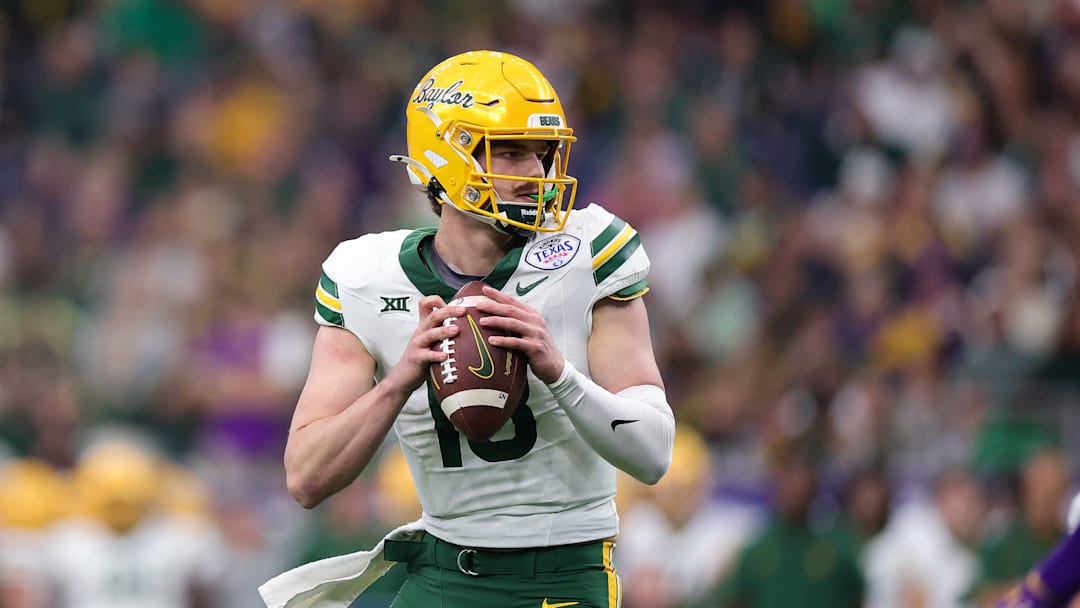 Sawyer Robertson is one of the more underrated players in college football