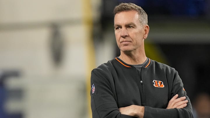 Nov 17, 2024; Inglewood, CA, USA; Cincinnati Bengals defensive coordinator Lou Anarumo watches during warmups before the NFL Week 11 game between the Los Angeles Chargers and the Cincinnati Bengals at SoFi Stadium in Inglewood, Calif., on Sunday, Nov. 17, 2024. Mandatory Credit: Sam Greene/USA TODAY Network via Imagn Images 