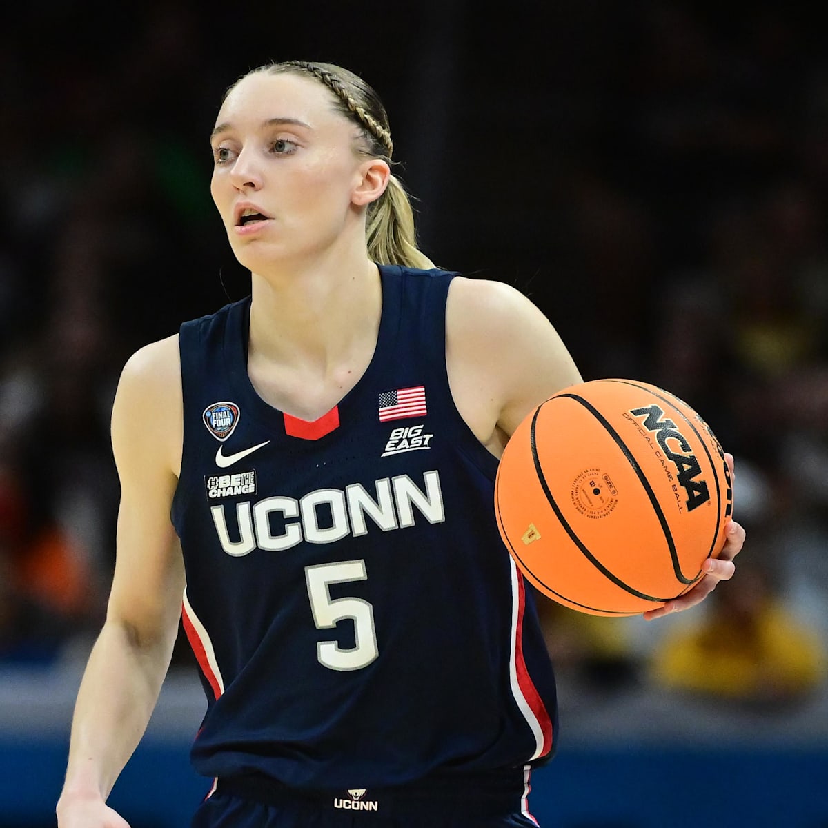 Why isn't Paige Bueckers going to the WNBA Draft? UConn star to return
