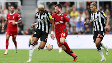Newcastle x Liverpool se enfrentam pela Premier League 2024/25