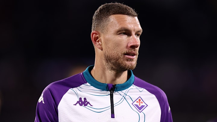 Edin Dzeko steht vor einem Wechsel zum FC Schalke